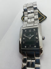 Carica l'immagine nel visualizzatore di Gallery, Orologio donna Margi con diamanti