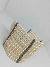 Carica l'immagine nel visualizzatore di Gallery, Bracciale perle argento 925 e zirconi