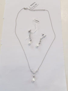 Parure collana e orecchini