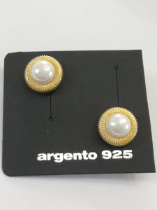 Orecchini con perla