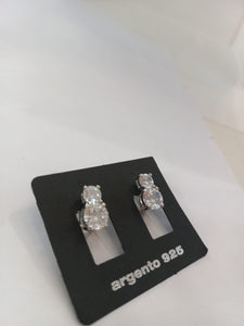 Orecchini a lobo con perno e clip