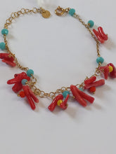 Carica l&#39;immagine nel visualizzatore di Gallery, Bracciale corallo e turchesi
